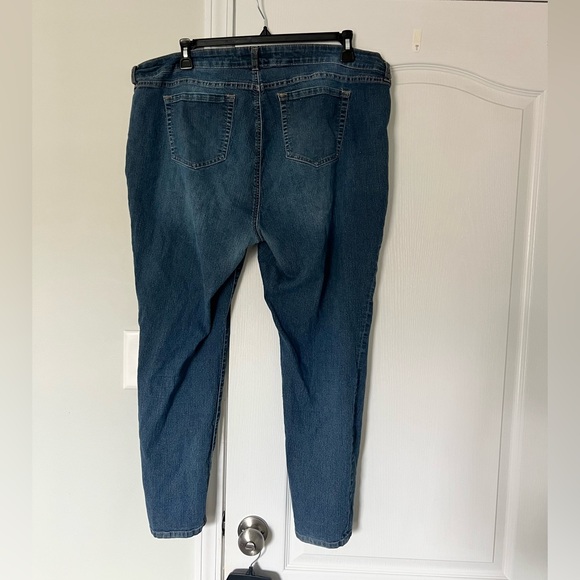 Torrid | denim slim ankle jeans - 22 - Picture 3 of 6